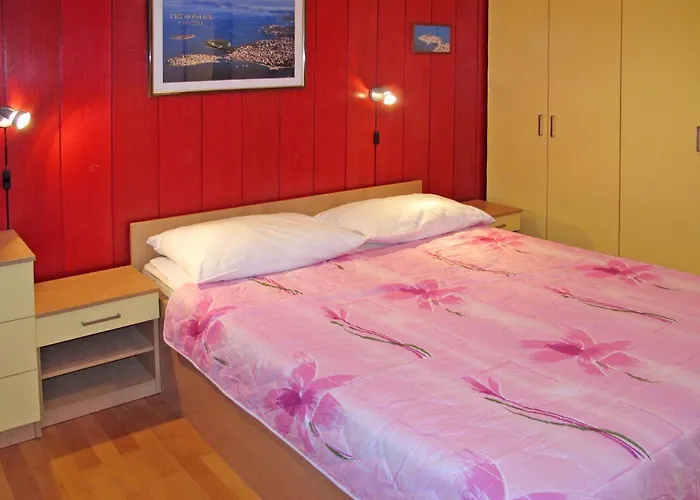 Mali Ive By Interhome Primošten